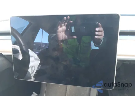 2022 Tesla Model 3 Long Range Dual Motor All-Wheel Drive from USA, damaged, VIN 5YJ3E1EB1NF188017